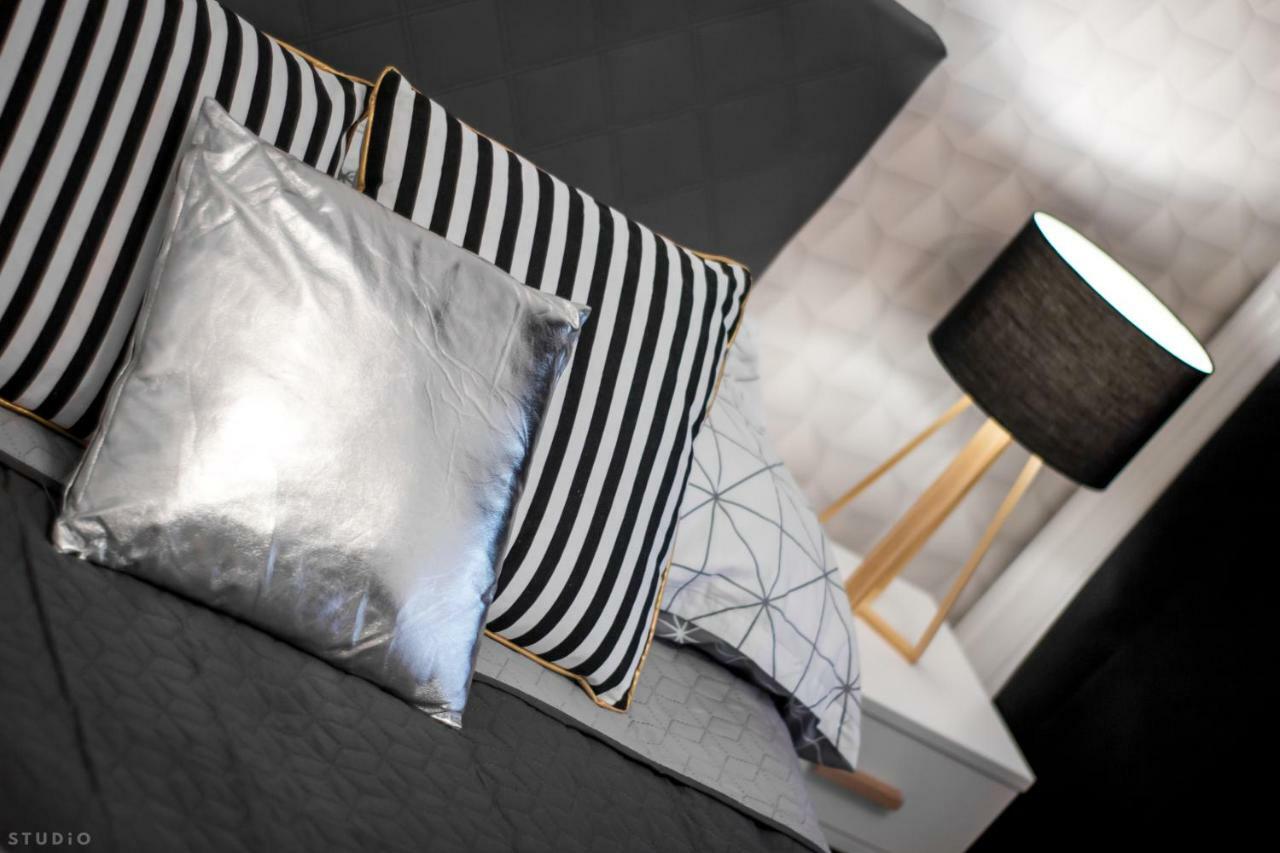 Clicktheflat Sienna Center Apart Rooms Warsawa Bagian luar foto